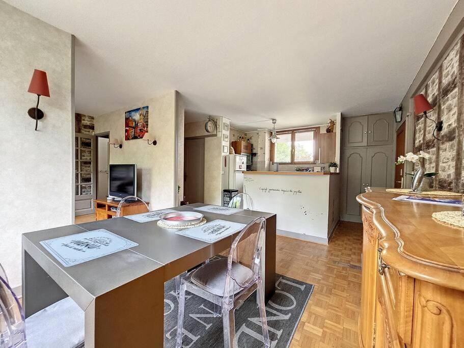 Paris Et Versailles A Proximite ! Sèvres Kültér fotó